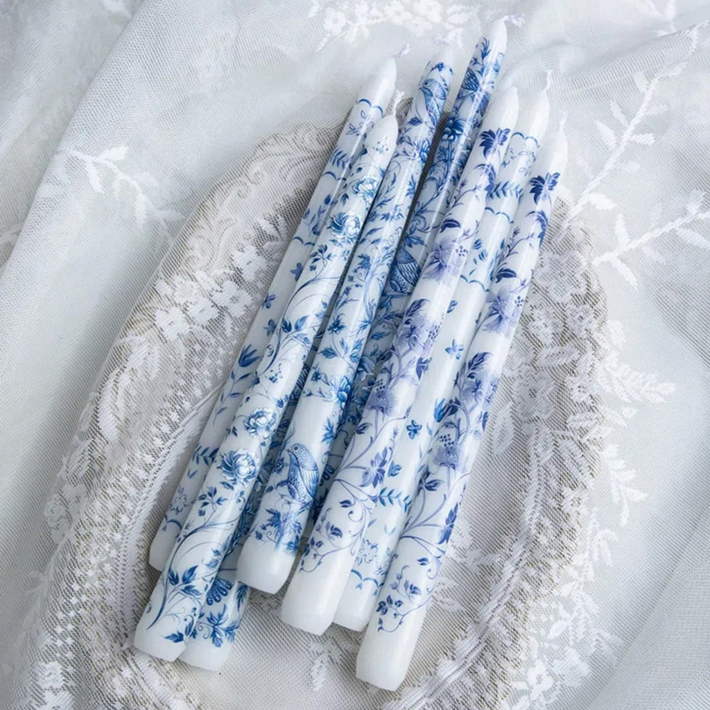 PORCELAIN CANDLE SET