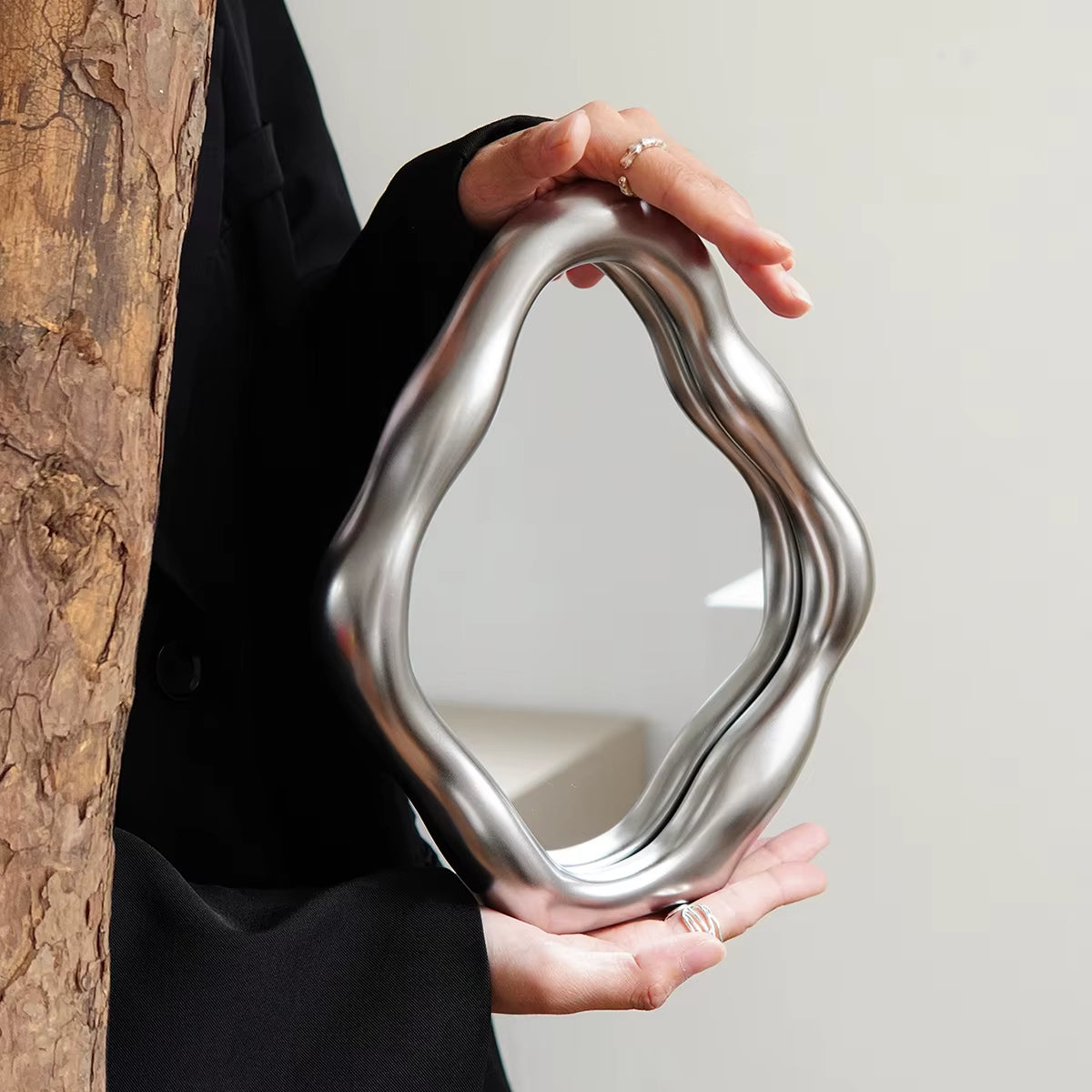 Irregular Vintage Dresser Mirror High Color French Makeup Mirror Bedroom Desktop Decorative Ornaments