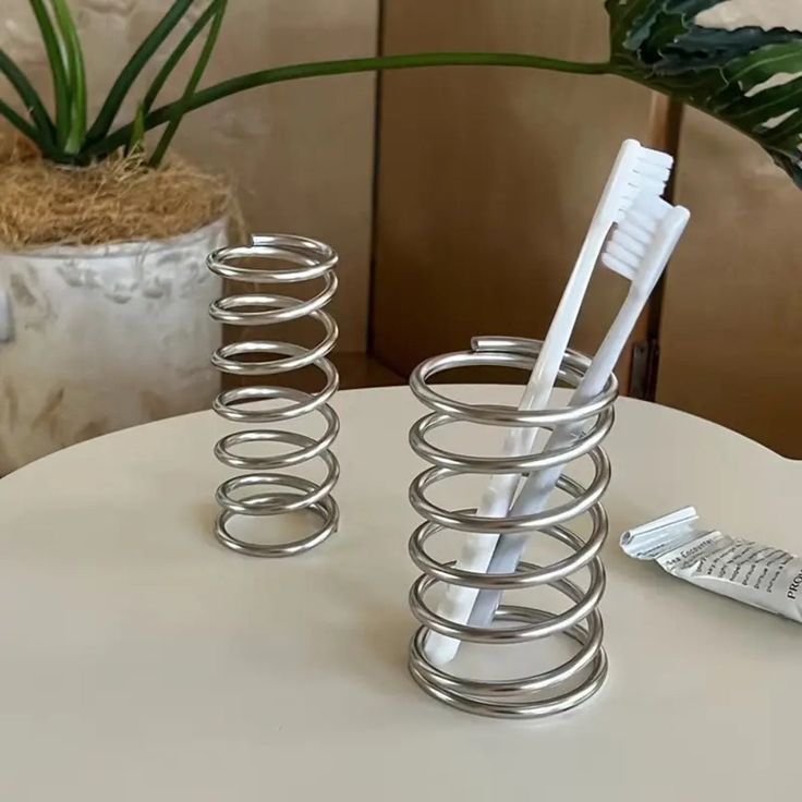 SPIRAL HOLDER