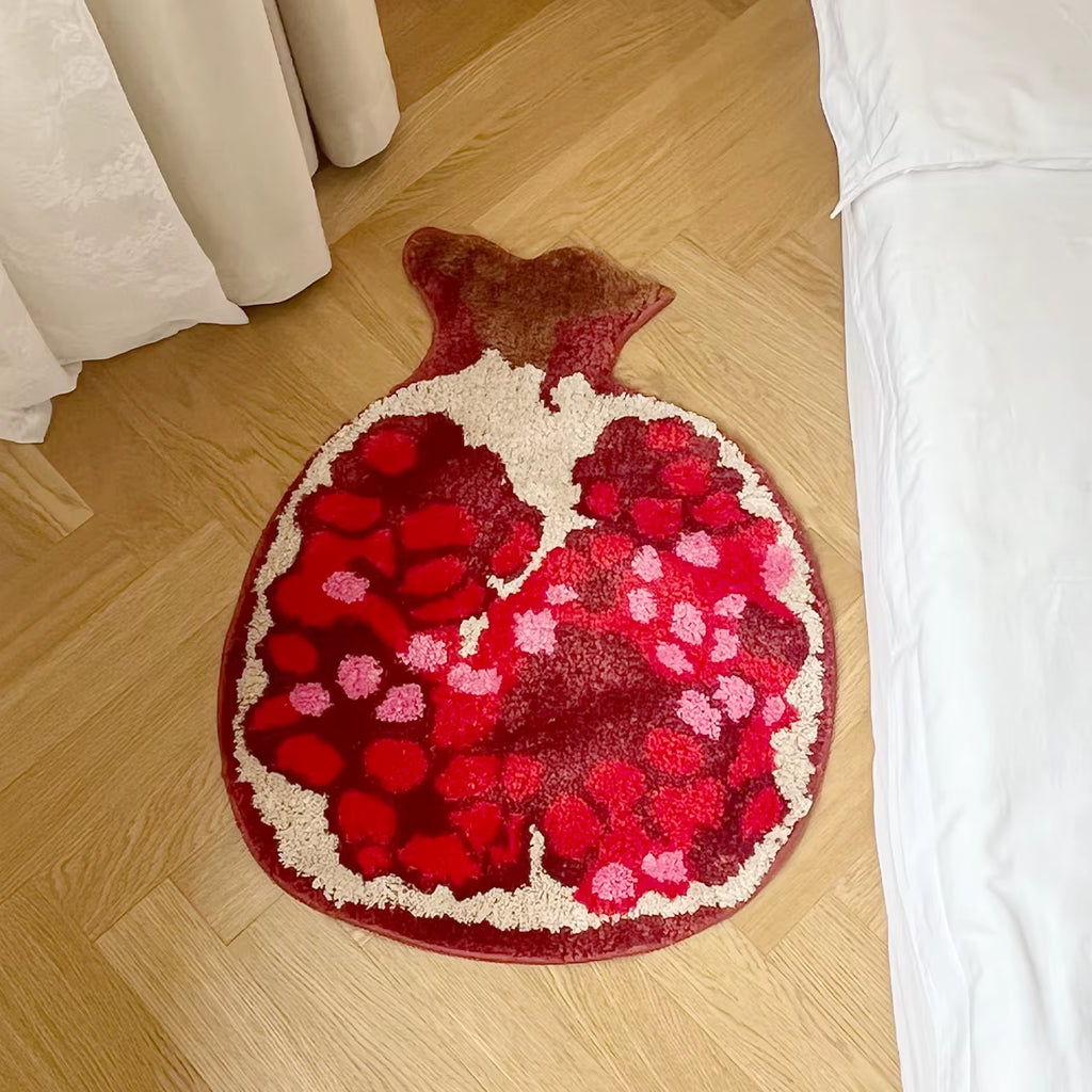 Pomegranate Shaped Tufted Rug Decorative Living Room Carpet Bedroom Area Modern Cute Trendy Cool Thickened Luxury Cloakroom Mat